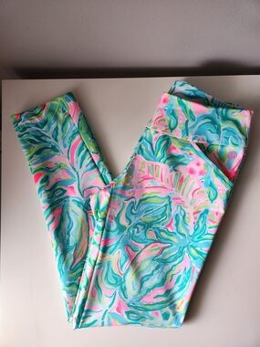 Lilly Pulitzer Luxletic Pants One In A Melon Size 2
